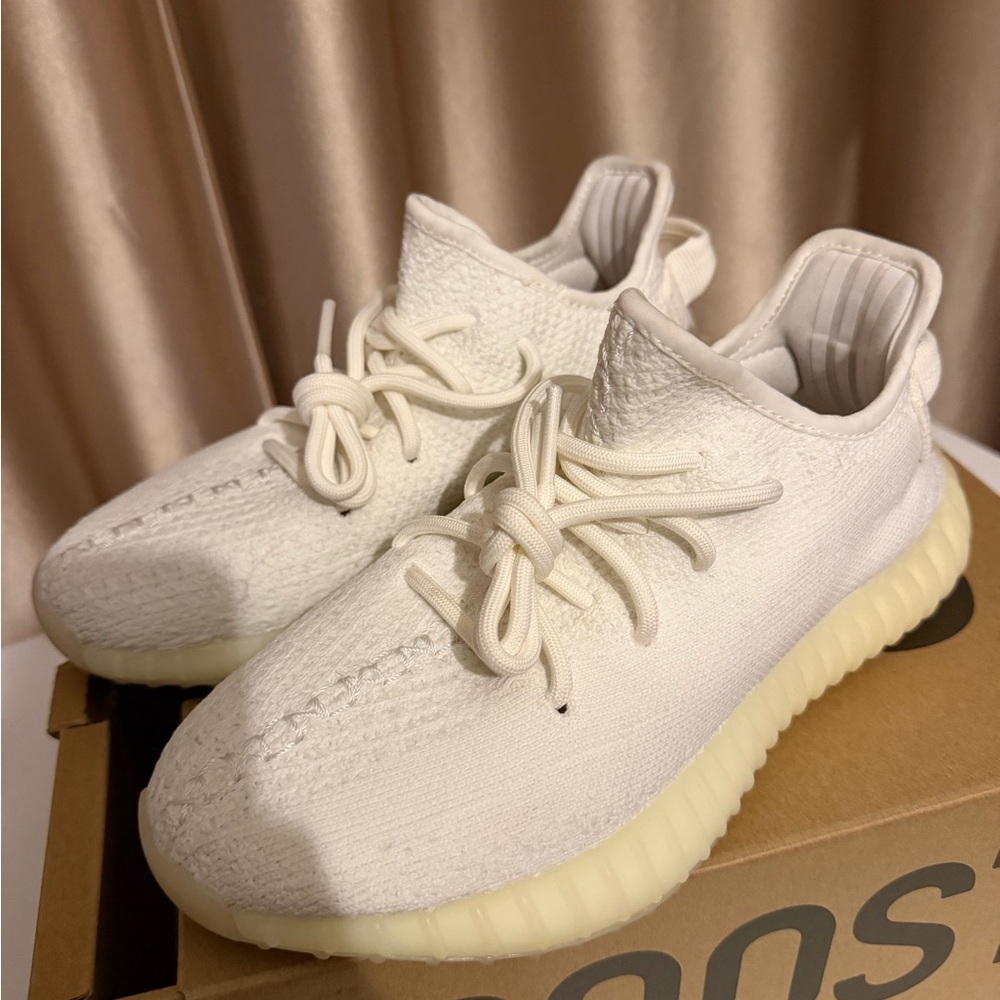 Yeezy Kids Cream Sneakers